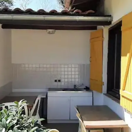 Avec Piscine Partagee Chalé